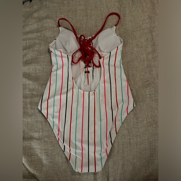 Women's Lace-Up Scoop Back One Piece Swimsuit - Picture 3 of 5